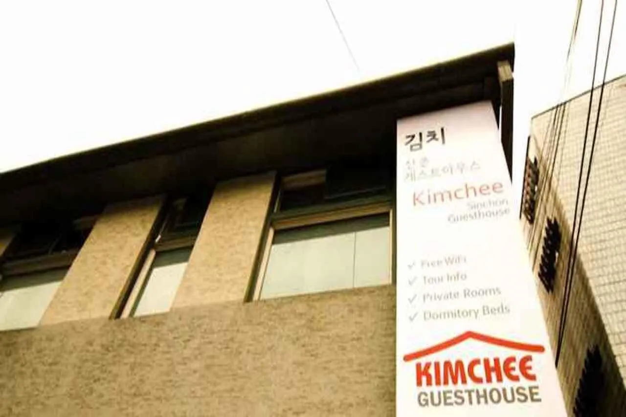 Kimchee Sinchon Guesthouse Seoul