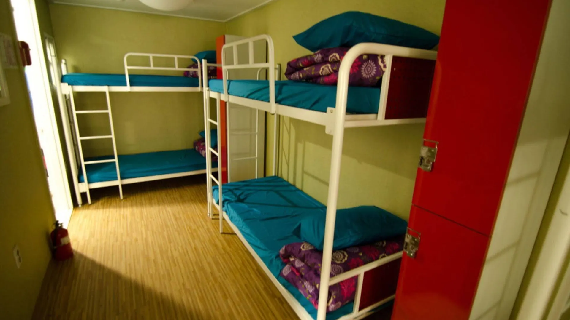 Kimchee Sinchon Guesthouse Seoul 2*,  South Korea
